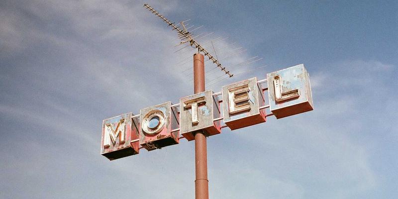 波西米亚风探险指南：徒步智利复活节岛，揭秘拉帕努伊文化与摩艾石像之谜