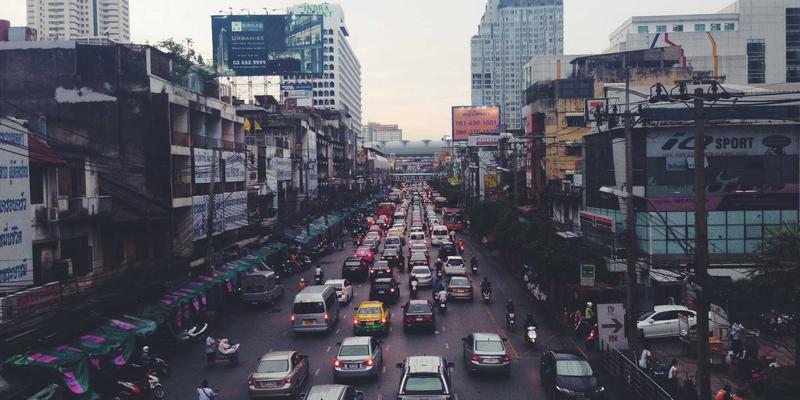秘鲁利马美食革命：从街头小吃到世界顶级餐厅的南美美食之都探索指南